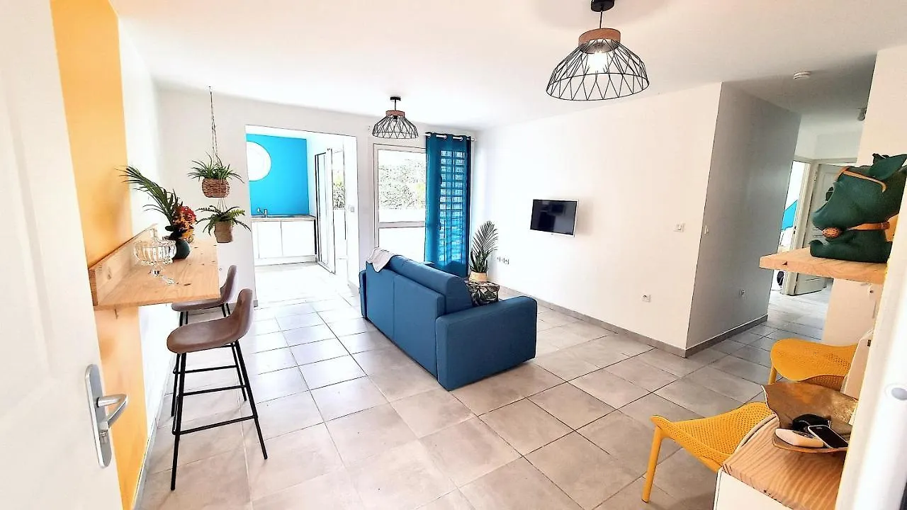 Appartement 2 Chambres, Avec Jardin, Grande Terrasse, Barbecue, 8 Min Du Centre Ville فورت-دو-فرانس