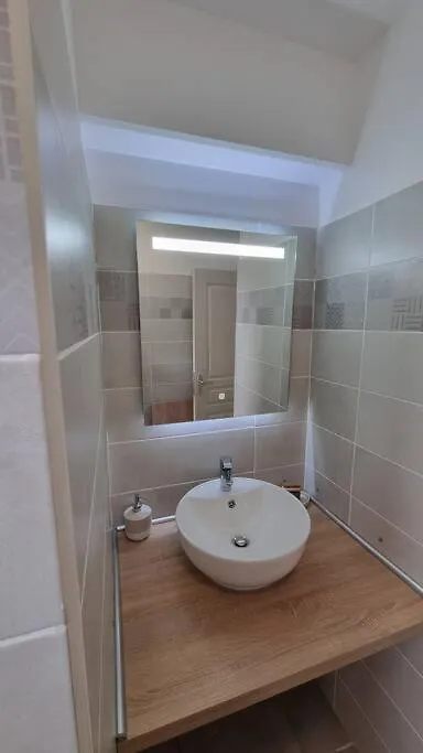 Appartement 2 Chambres, Avec Jardin, Grande Terrasse, Barbecue, 8 Min Du Centre Ville فورت-دو-فرانس شقة